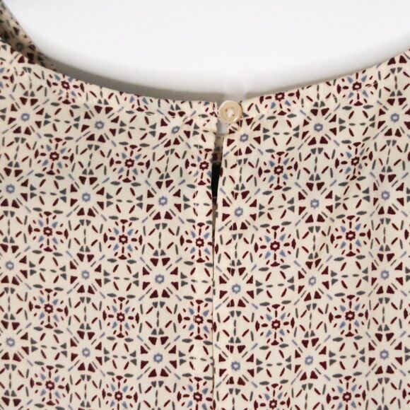 Banana Republic Womens Blouse Size XL Cream Geometric Office Career Classic Top - Picture 7 of 9